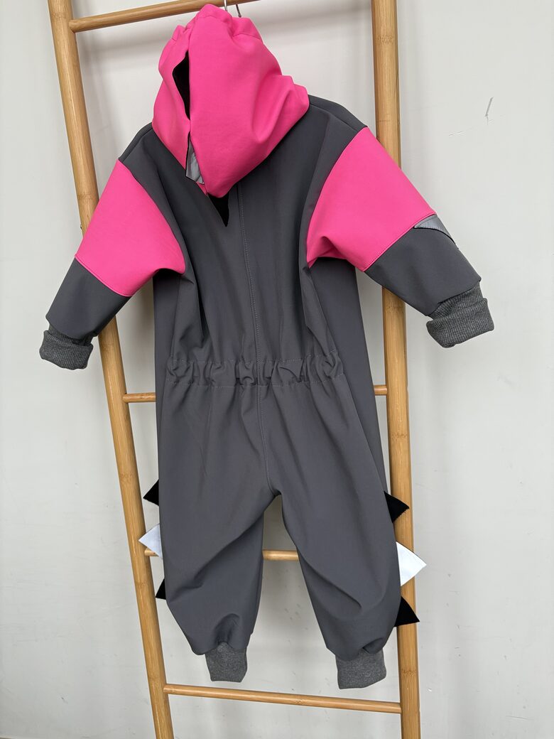 Pelēks/fuksija VAI pelēks/koši rozā- softhell kombinezons.Dino. 74-128 izm.