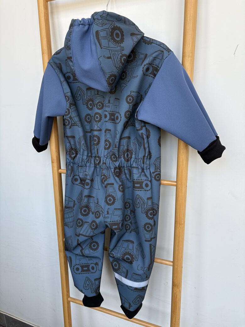 Softshell starpsezonu kombinezons zēniem. Traktori. 74-134.izm.