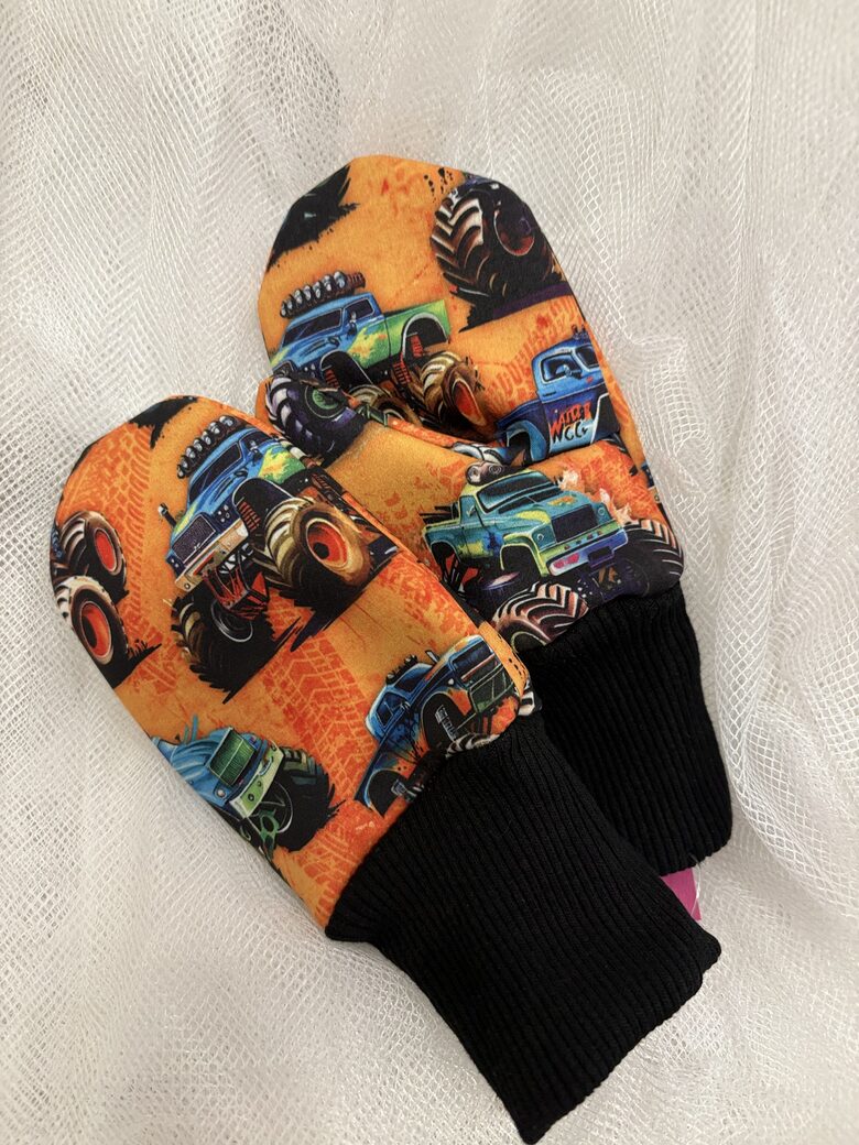 Softshell cimdi zēniem.