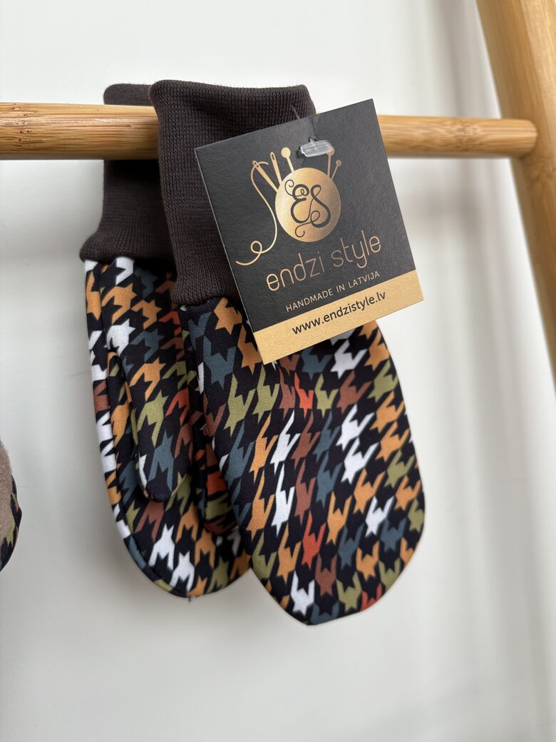 Starpsezonu softshell cimdi. Softshell cimdi ar papildus oderi. Viļņa efekts.