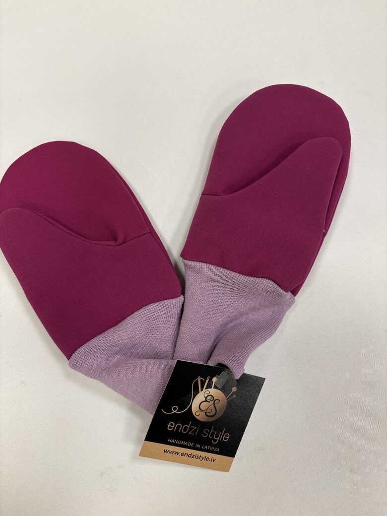 Pavasara softshell cimdi fuksija tonī.