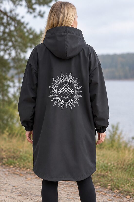 Melns softshell mētelis . Endzi style dizains ,, Saule -laime,, Oversize.