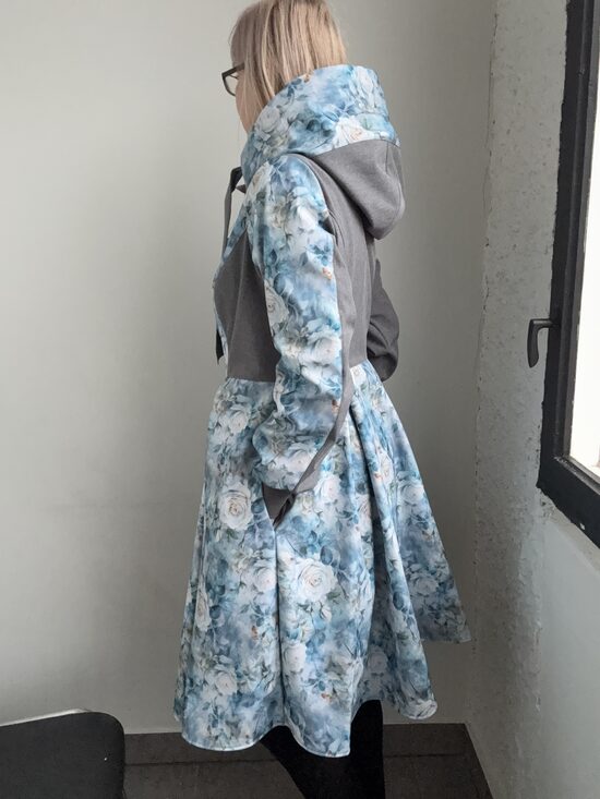 Rozes. Softshell mētelis sievietēm. L/XL 