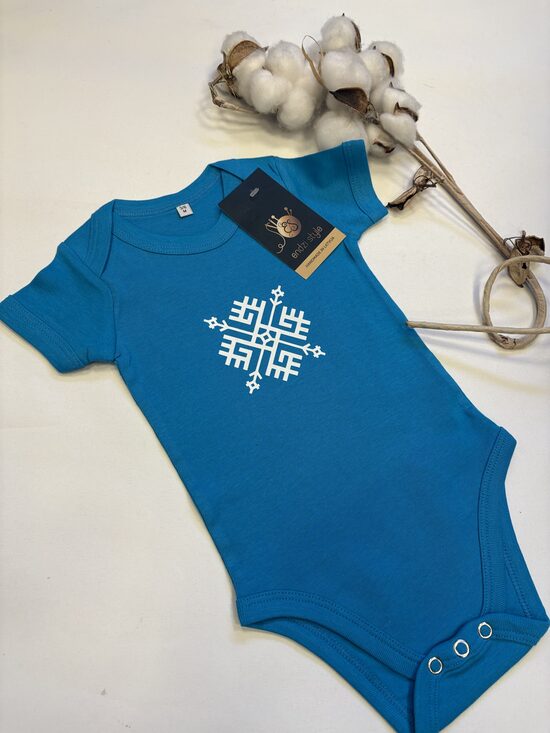 Bodijs mazulim ar īsām piedurknēm.Zilā krāsā. Uguns krusts.