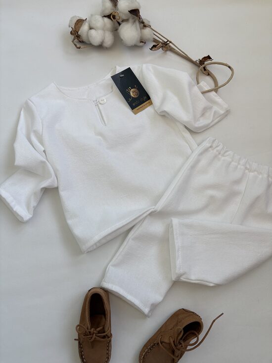 Balts kristību krekls ar pogu,kristību bikses. 56-104.izm.