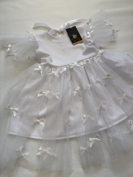 Kristību kleita ar tillu. Bantītes. 62-110.izm.