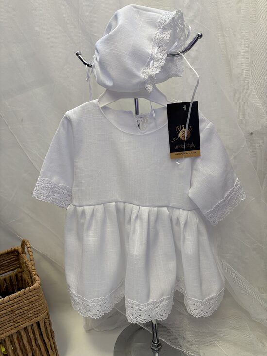 Lina kleita ar kokvilnas mežģīni .Lina cepure ar kovkilnas mežģīni.56-98.izm.