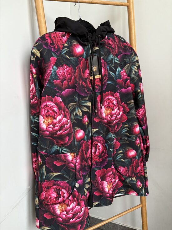 Peonijas.Softshell sieviešu jaka.(155 CM) 3XL/6XL