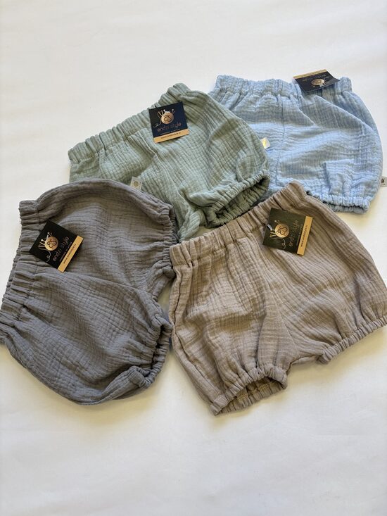 Bērnu bloomer šorti no muslina auduma .62-110.izm.