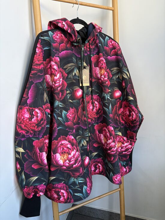 Sieviešu softshell jaka.Oversize.Peonijas/melns (190 cm)