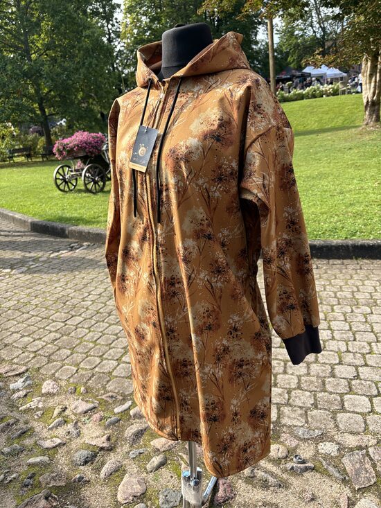 Sieviešu softshell garā jaka/mētelis. Rudens. S-4XL