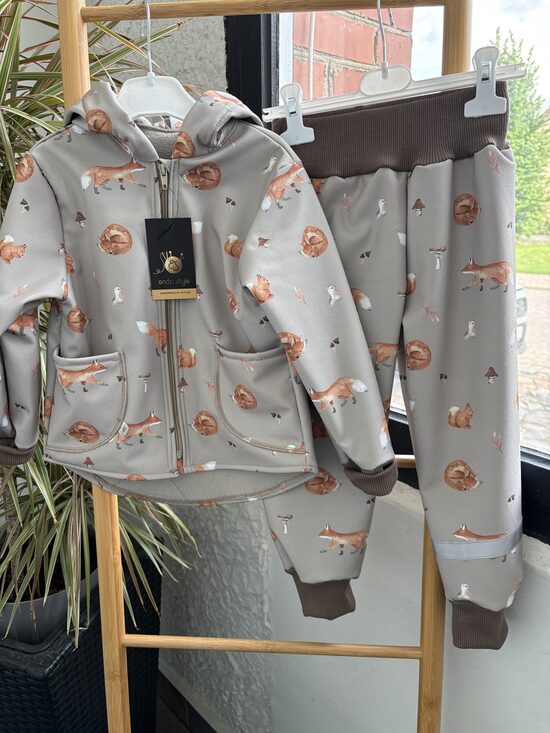 Bēšigā tonī softshell jaka VAI bikses.Lapsiņas. 80-134.izm.