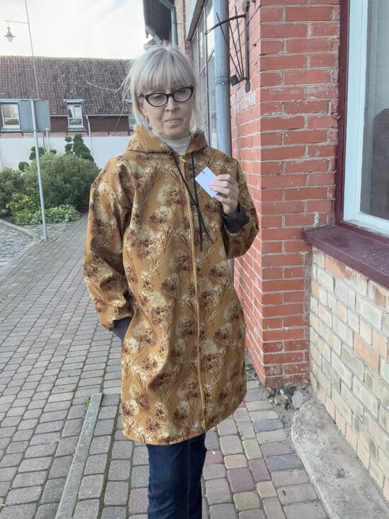 Sieviešu softshell garā jaka/mētelis. Rudens. S-4XL