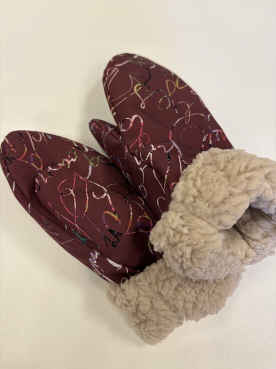 Softshell cimdi ar papildus oderi .Sieviešu cimdi. Pastaigu cimdi. L/XL.