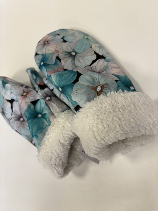 Sieviešu softshell cimdi ar baltu oderi. L/XL