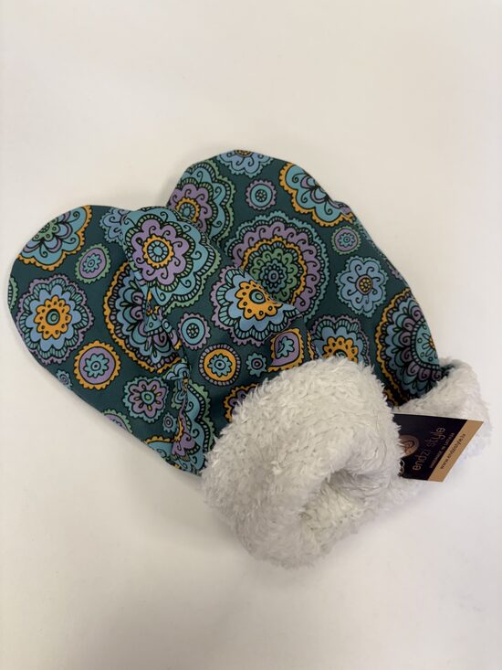 Sieviešu softshell dūraiņi ar oderi. Ratu cimdi. L/XL