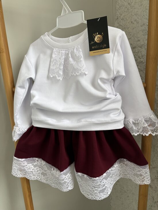 Balts kokvilnas trikotāžās džemperis ar žabo VAI bez . 62-128.izm.