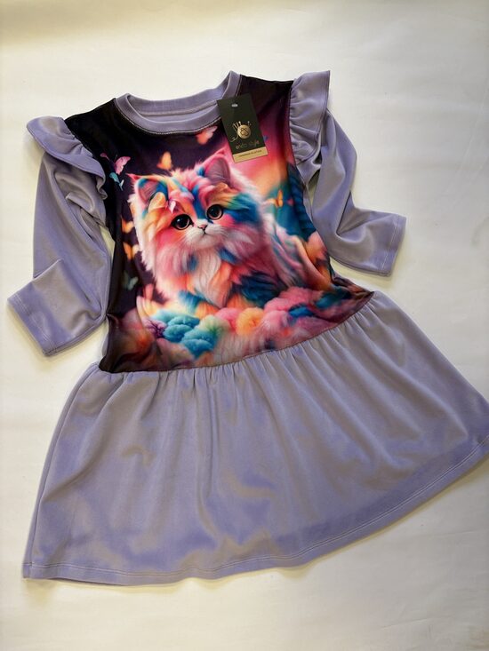 Ceriņu tonī kleita meitenēm. ,,Kaķenīte,, 110 izm.-134.izm.