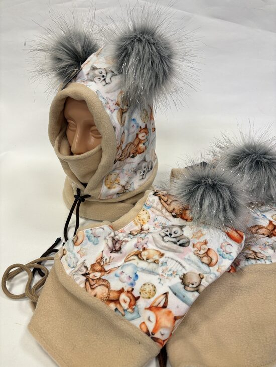 Bērnu ziemas ķivercepure ar sasienamām saitēm. 5-10 gadi.