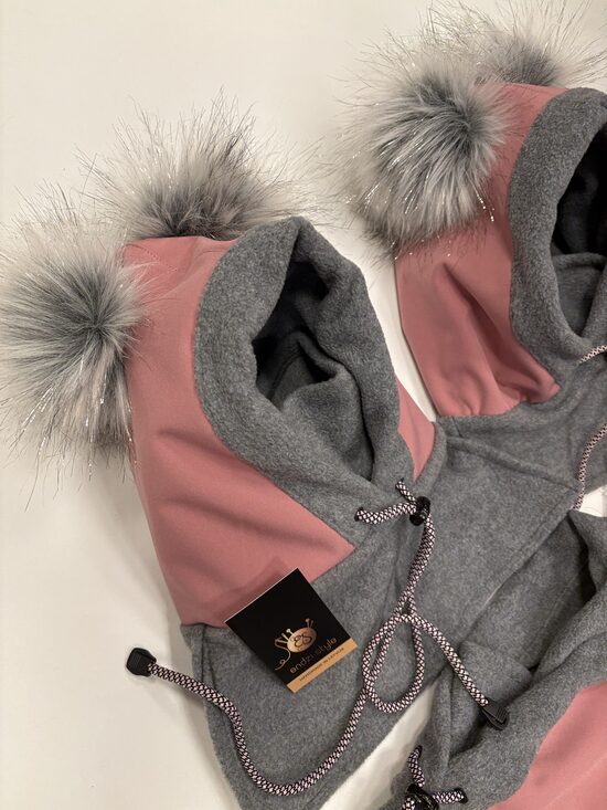 Pūderrozā /pelēks ,softshell ķivercepure bērniem.6 mēn,-10.gadi. Ausis vai bumbuļi.