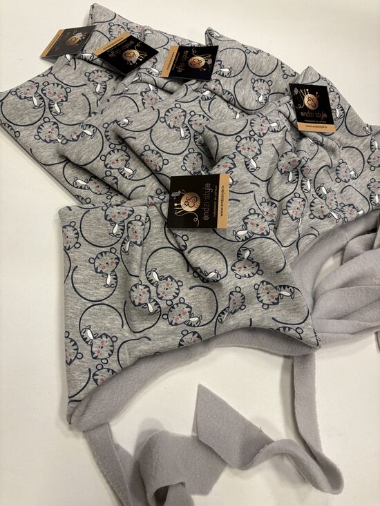 Ziemas cepure bērniem. Lauviņas. Sasienama bērnu cepure.