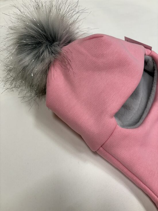 Koši rozā meiteņu balaklava ar bumbuli.46/48 cm.