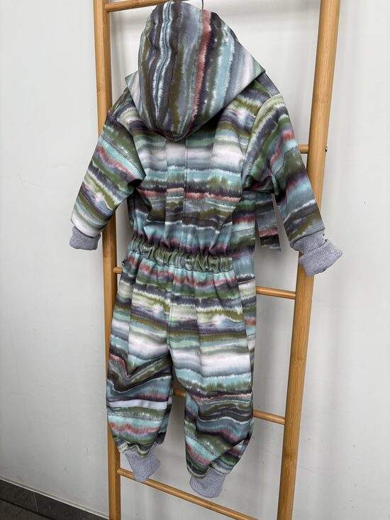 Svītrainītis. Starpsezonu kombinezoni bērniem. Softshell kombinezoni.74-122.izm.PIEEJAMI UZREIZ.