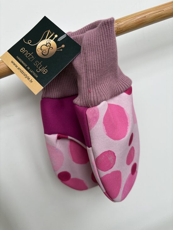 Meiteņu softshell cimdi .Rozā aplīši.