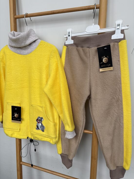 Flīsa džemperis bērniem ar kokvilnas trikotāžas apkakli. Flīsa bikses bērniem. Zaķītis. 80-122.izm.