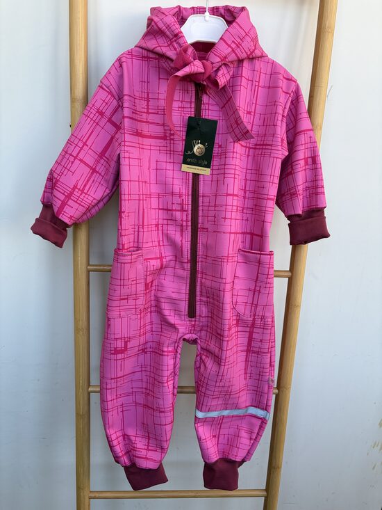 Rozā strīpainītis.Starpsezonu kombinezons no softshell. 74-134.izm.