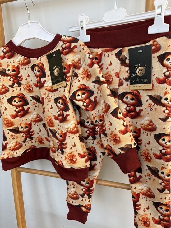 Bērnu džemperis .Bikse bērniem.Hūdijs bērniem.Kaķēni.74-128.izm.