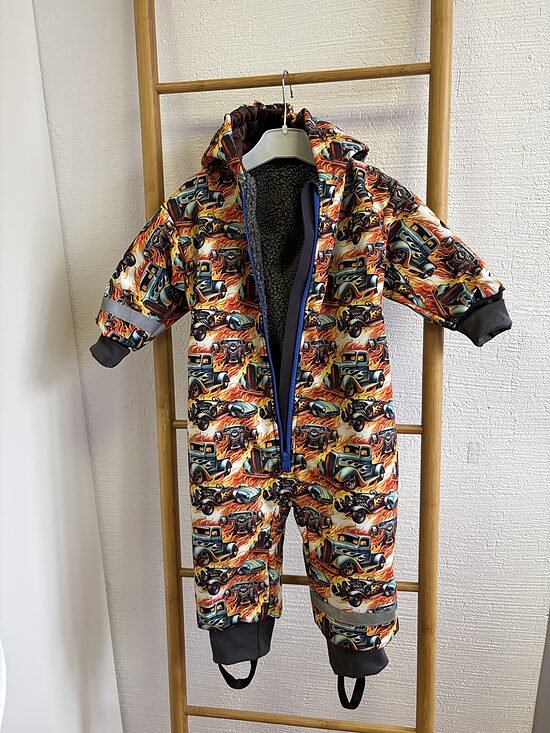 Bērnu kombinezons rudens /ziema . Softshell kombinezons.  80/86.izm.