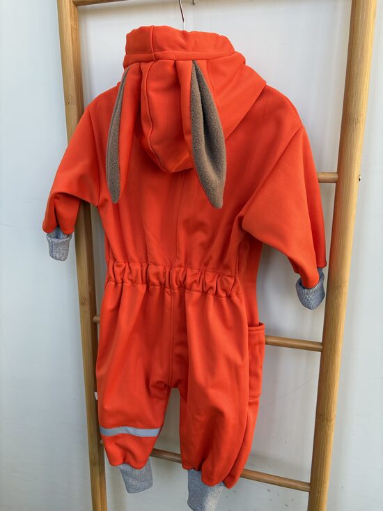Bērnu kombinezons no sporta flīsa, bēšīgas ausis. 74-116.izm.