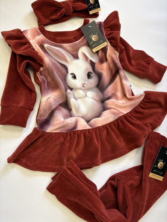 Stilīgs komplekts meitenēm. 86-116.izm.Galvas lenta.