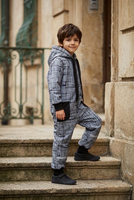 Pelēkais strīpainītis.Softshell kombinezons bērniem.74-134.izm.