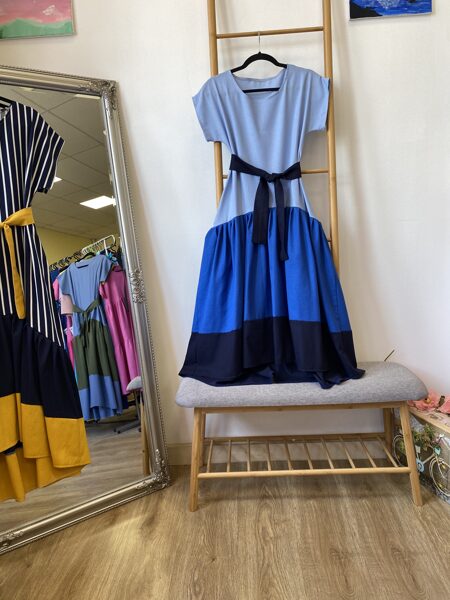 Lina kleita. nr 3. 34izm.