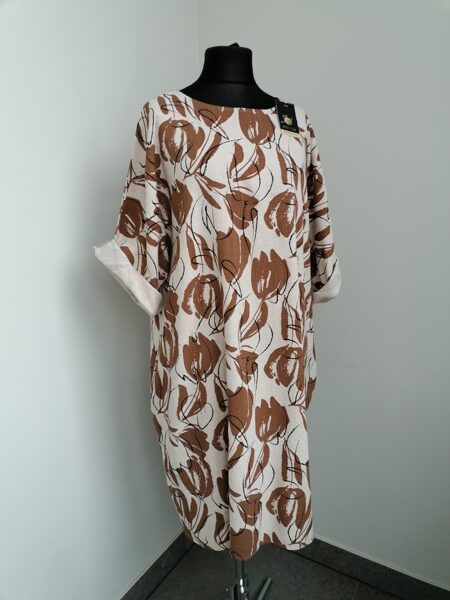 Lina kleita ar kimono rokām ,kabatām, josta. ,,Tulpes,, OVERSIZE.