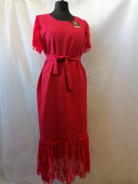 Sarkana lina kleita ar mežģīni.40.,42 izm.